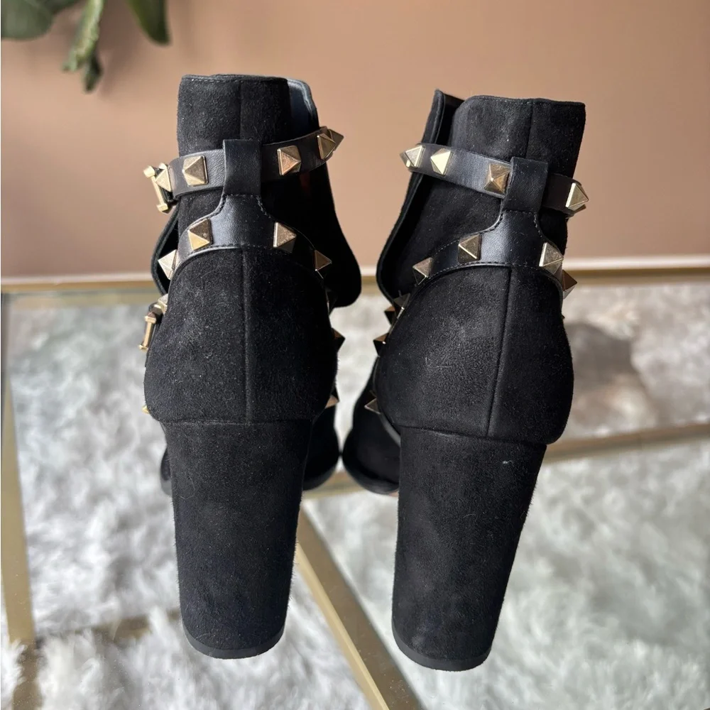 Valentino Garavani Rockstud Suede ankle boots size 8 - Picture 3 of 7